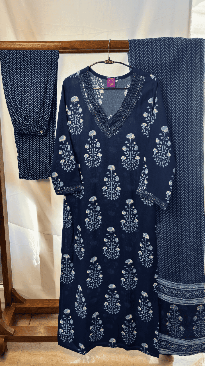 Neelam Mystique Kurta Suit Set